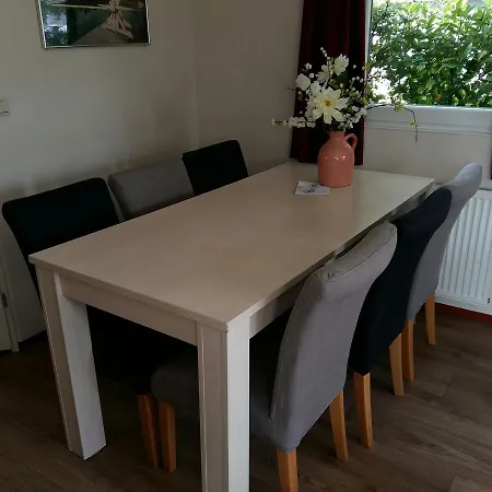Droompark Buitenhuizen 108 Horská chata Velsen-Zuid
